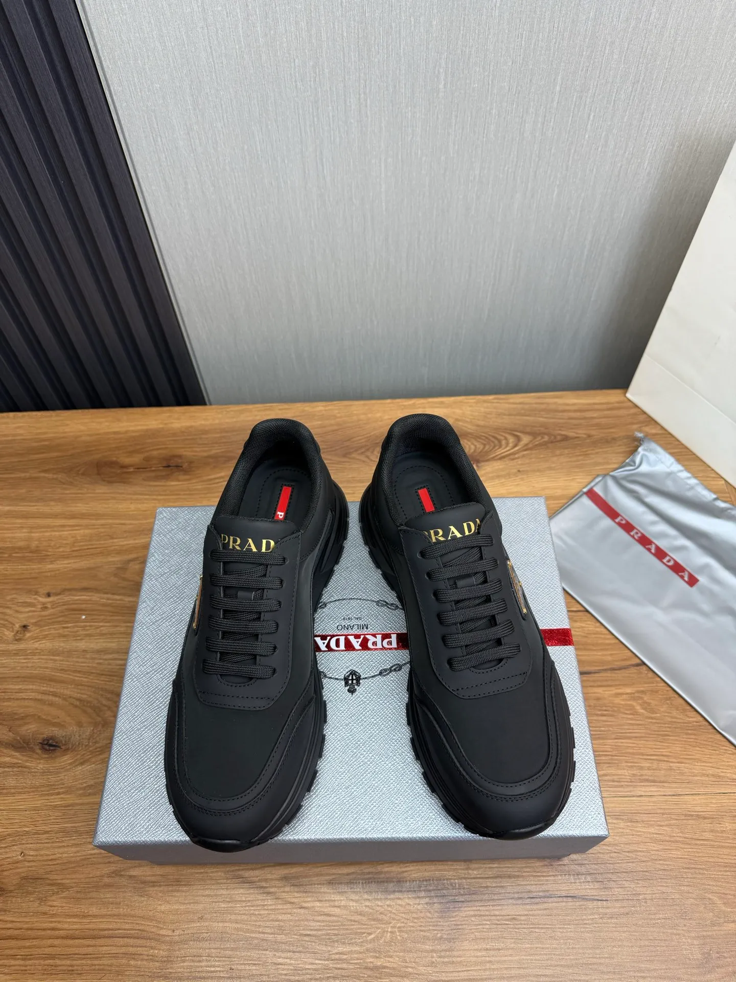 Men's shoes 💰580💰 [PRADA] Popular men's shoes shipped 👏Official website synchronization ⬆️Original cowhide fabric + cowhide lining, 1⃣️:1⃣️reproduction, original sole, 38-45 (45. Customized, non-refundable)
